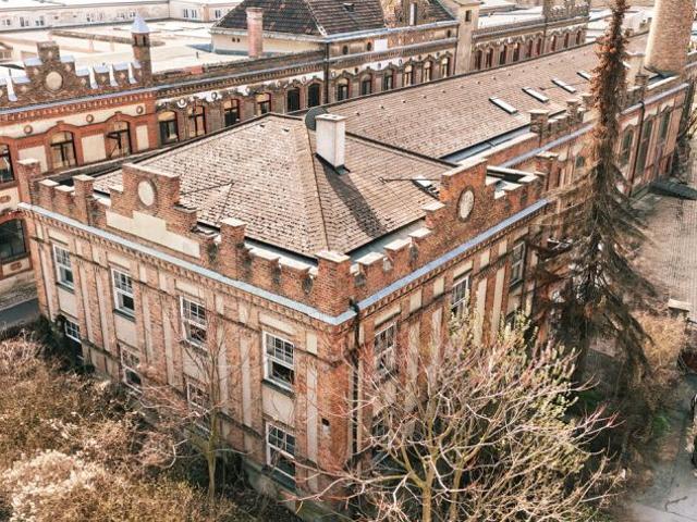 HISTORISCHE BACKSTEINFABRIK Einzigartige Industriearchitektur vielfältige Nutzungsmöglichkeiten