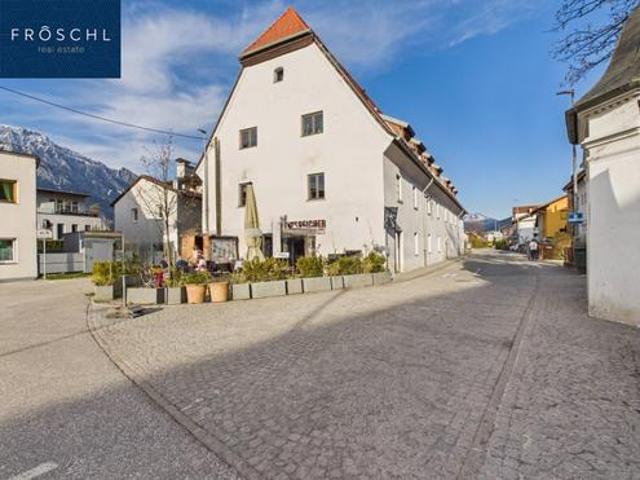 Historische Eleganz im Herzen von Hall in Tirol Top 11 2 Zimmer Wohnung in denkmalgeschütztem Altbau