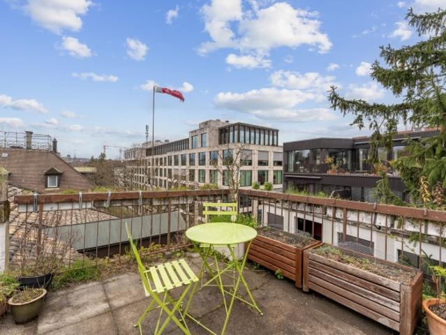 Historische Stadtvilla mit 6 Einheiten und Dachterrasse in Zürich Enge kaufen