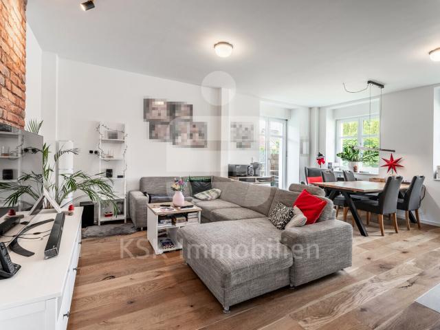 Historischer Charme trifft moderne Wohnqualität Bezugsfreie 3 Zimmer Gartenwohnung