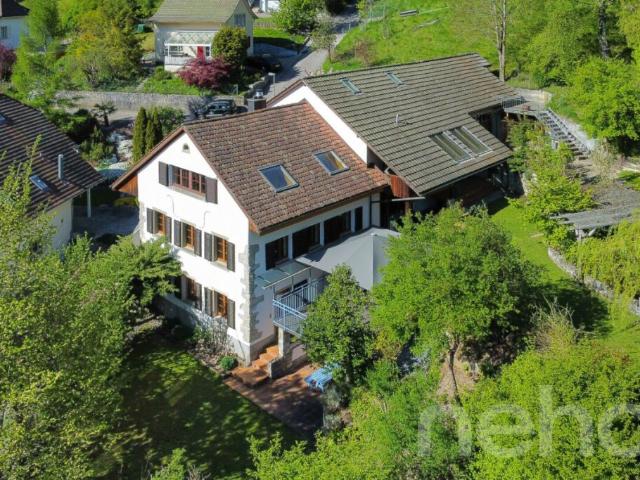 Historisches 6 Zimmerhaus mit Einliegerwohnung und Aussicht