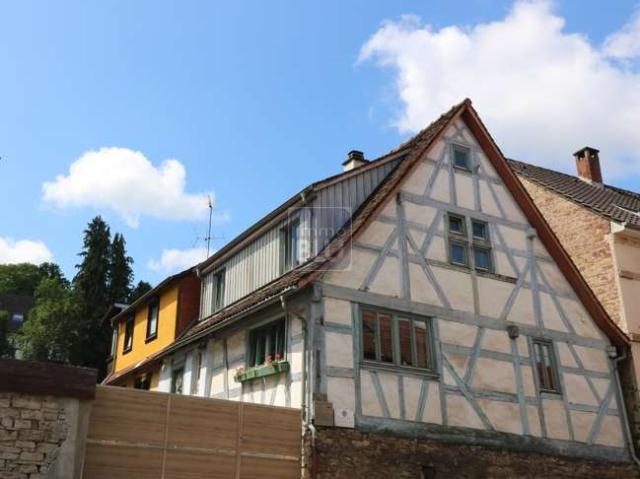 Historisches Fachwerkhaus plus Bonus Bauplatz. Haus mit Seele!