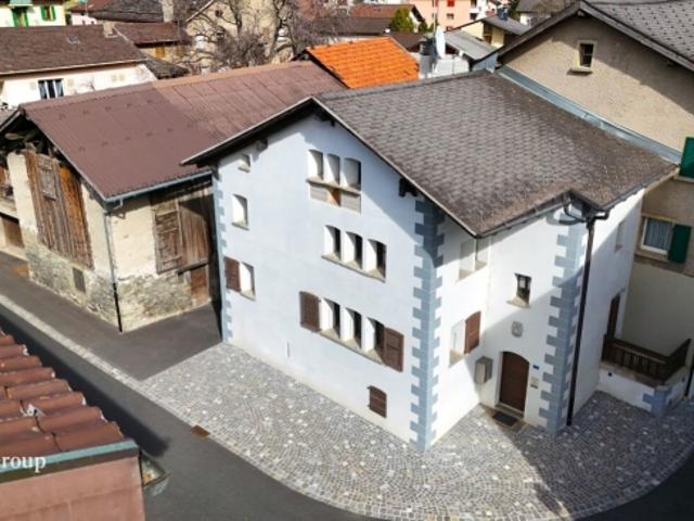 Historisches Flair und moderner Komfort in einem einzigartigen Zweifamilienhaus