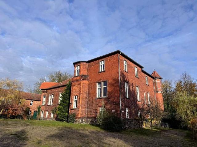 Historisches Herrenhaus Altenzaun an der Elbe zur Eigennutzung inkl. Vermietung