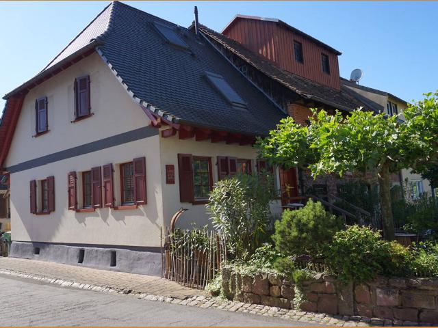 Historisches Wohnhaus mit besonderem Flair ehemalige Kirchenmühle in Biberach top gepflegt !