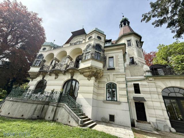 HISTORISCHES WOHNJUWEL IN DER VILLA SCHOELLER – STILVOLLE 149 m² RESIDENZ IN BESTER DORNBACHER GRÜNRUHELAGE ZU KAUFEN!