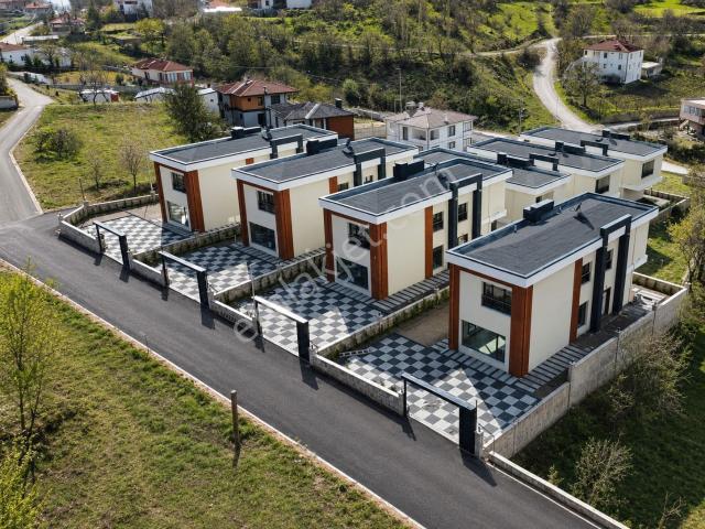 Hisarcıkta Oturuma Hazır, Eşyalı, 4+1 Müstakil Villalar