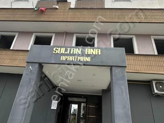 Hisar'dan Tekkeköyde Merkezi Konumda Krediye Uygun 3+1 Daire