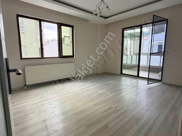Hisar'dan Havza Meydanda Kiralık 3+1 Lüks Daire