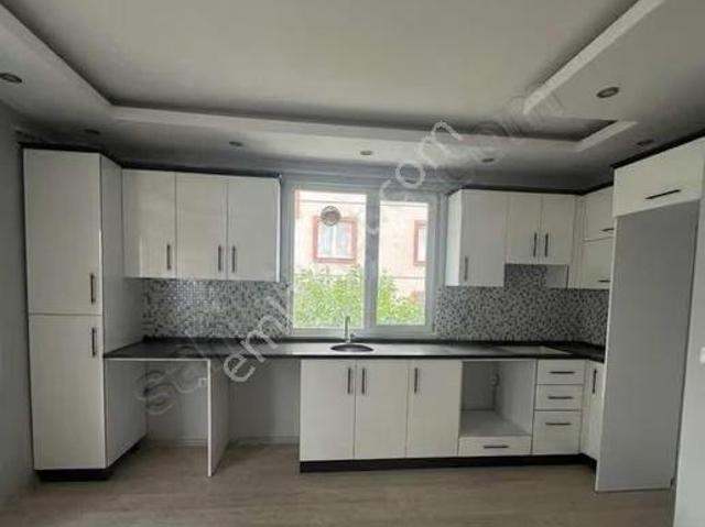 Hisar'dan Pelitköy Tramvay Duragına 1 Sokak 2+1 Uygun Daire