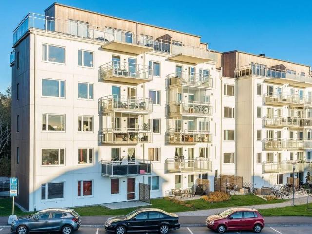 Hjärtstensvägen, Kungsängen