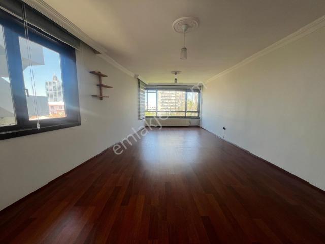 Hoşdere Cadde Üzeri Atakule Yanı Bağımsız Salon Kiralık Daire