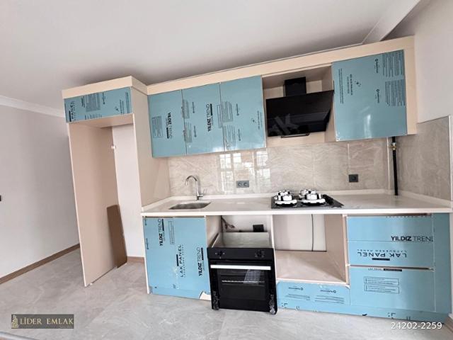 HOŞDERE CADDESİNDE SIFIR MASRAFSIZ 2+1 AMERİKAN MUTFAKLI DAİRE