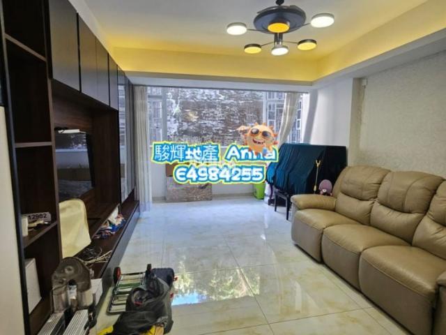 Tsim Sha Tsui Luna Court [Agency Ads] Mid Floor 7 16|16/F, Middle Floor 【Show Wah Court】A Quiet Oasis In The Heart Of Tsim Sha Tsui ♡ Practical Two Bedroom Apartment ♡ Open Hints