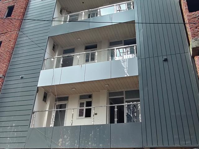 Homtech Homes 2 Sector 102 Noida On Main Dadri Road Adjoint To Salarpur Police Choki 3.5 Bedroom 1750 Sq. Ft. Builder Floor in Sector 107 Noida Listing ID: #10175