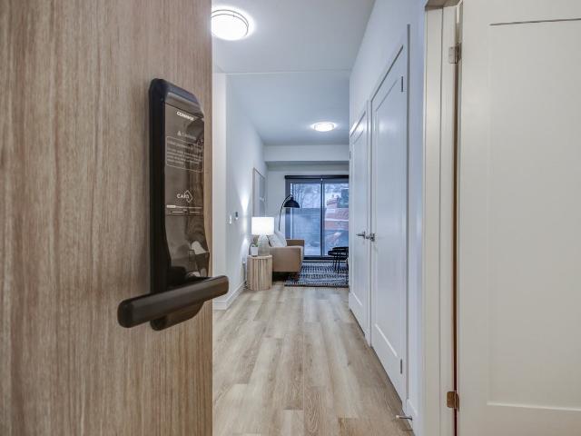HŌM 1 Bedroom Apartment for Rent at 90 Carling St, Hamilton, ON L8S 0A6 Westdale South