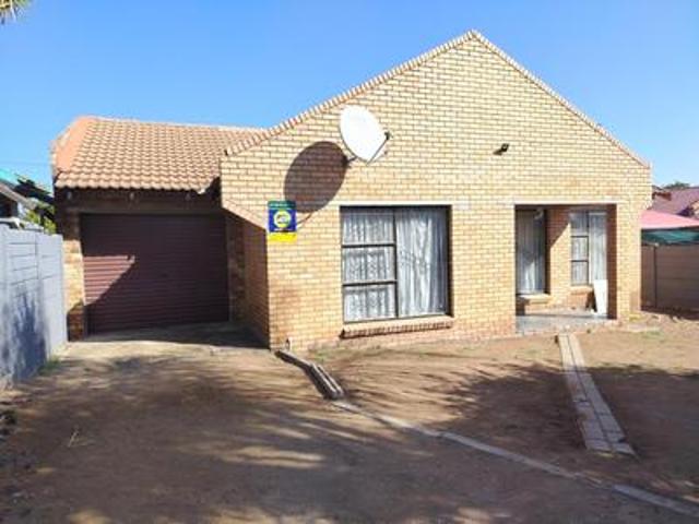 home at bendor near cycad and platin.