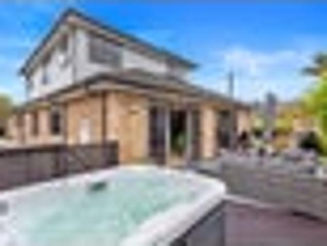 HOME & GRANNY FLAT