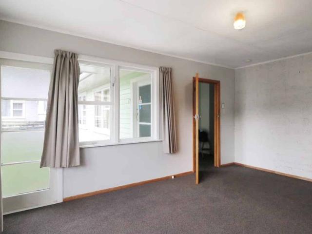 Home in Wainuiomata