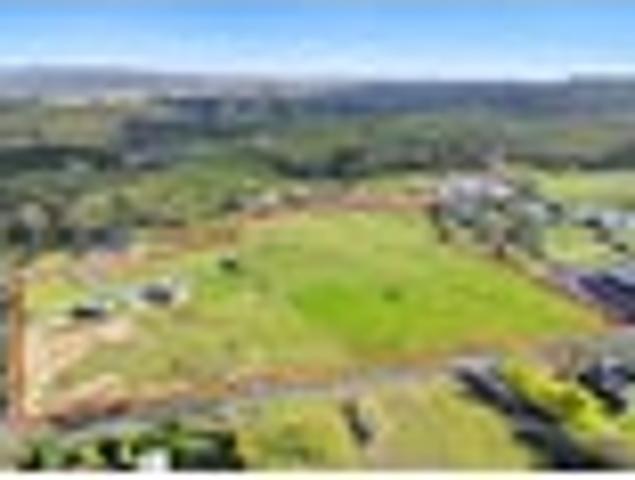Home & Income Beauty On 3.9ha Gorgeous Land!