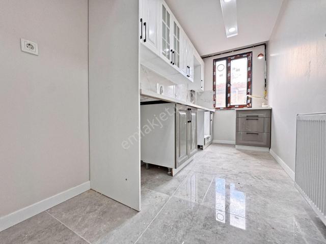 Home Vizyon Bahçelievler Hürriyet Satılık Merkeze Yakın Sıfır Lüx 4+1 Dublex Daire