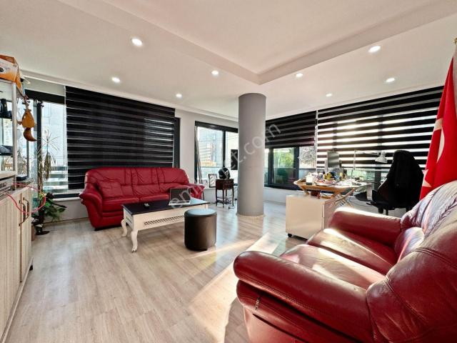 Home Vizyon Bahçelievler Yenibosna Radar Cadde Üstü Satılık 2+1 Daire