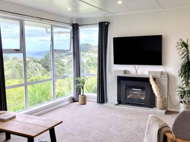 Home with a View in Newlands