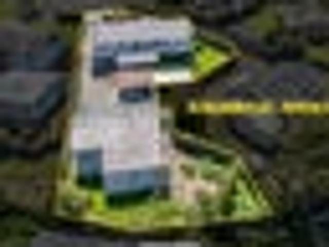 Home with Income Potential Live & Grow