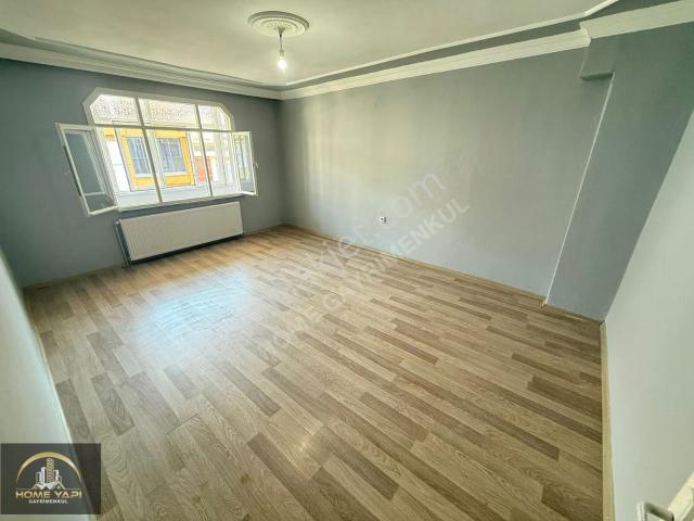 Home'dan Malkoçoğlu Mah'de Satılık 100m² 2+1 Ara Kat Daire Uygun