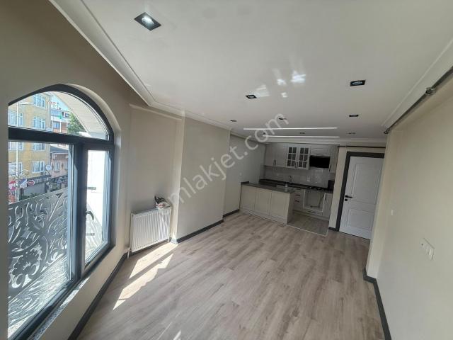 Home'dan Cadde Cepheli Sıfır Mükemmel 70m² 1+1 Lüks 2 kat Daire
