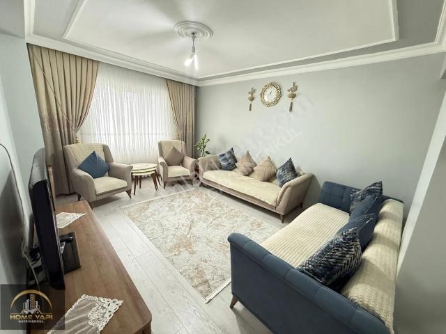 Home'dan Tramvay Cadde Üzerinde 2+1 100m² Asansörlü 3 kat Daire