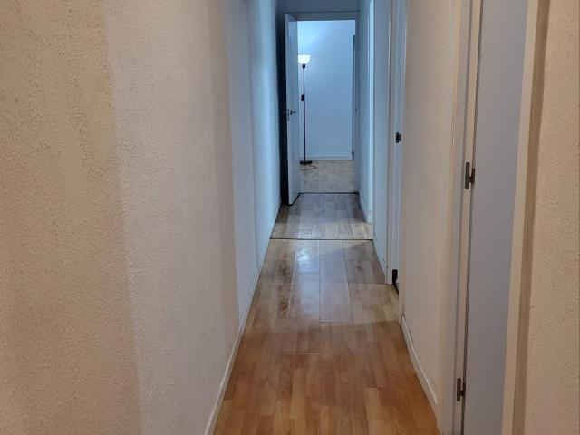 Homely 3 bedroom apartment near the Santa Eulàlia metro