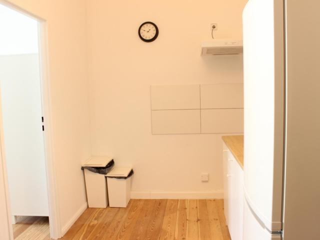 Homely single bedroom in a 5 bedroom flat in Moabit