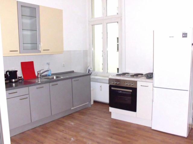 Homely single bedroom in Lichterfelde