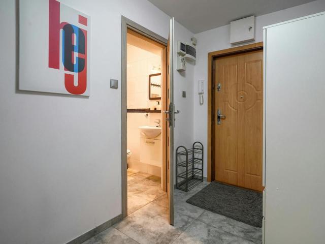 Homely single bedroom in Nowolipki