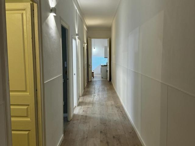 Homely single bedroom near the Urgell metro