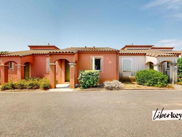 HOMPS: Sublime maison de 40m² avec extérieur vue sur le lac