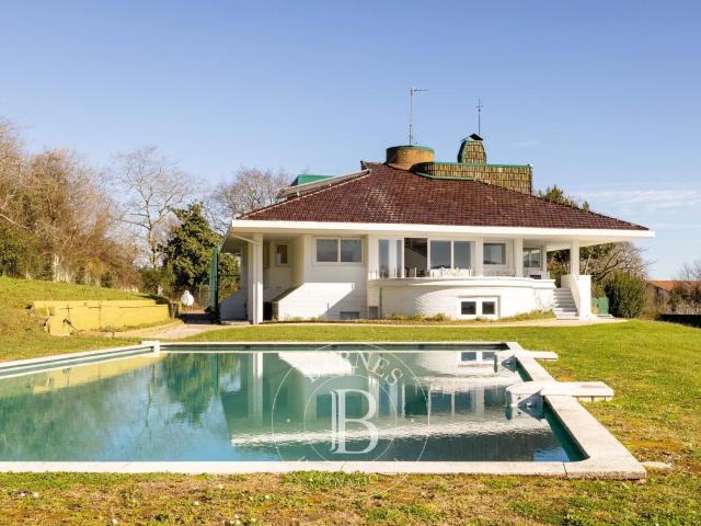 Hondarribia, Magnífica Villa Con Vistas A La Montaña En Guad. m² Hondarribia