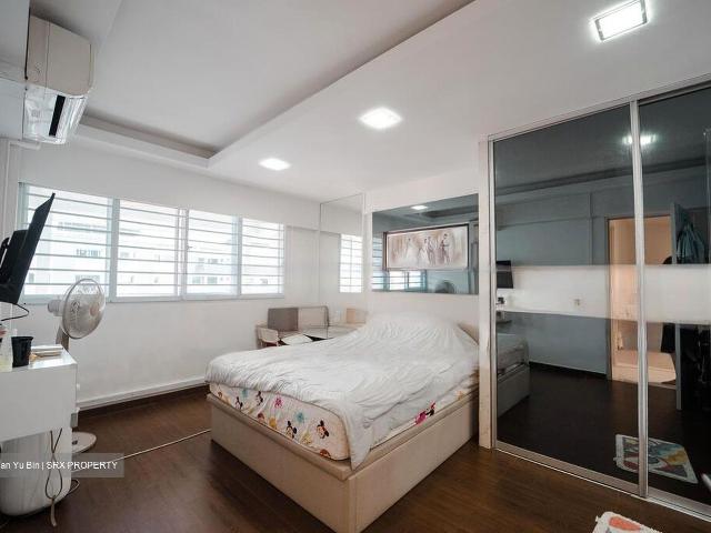 Hong Kah Court Jurong West, HDB Executive