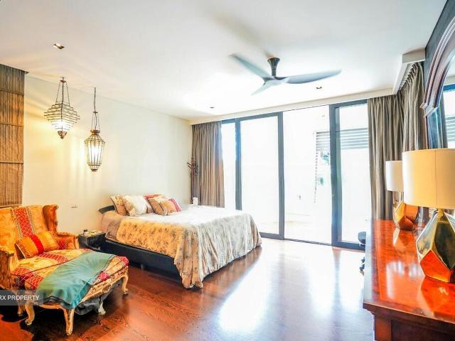 Hong Kong Park D21, Detached