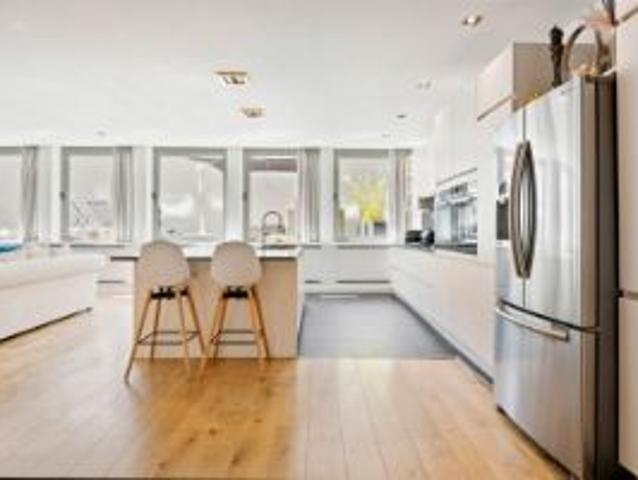Hoogwaardig appartement met 80m² terras!