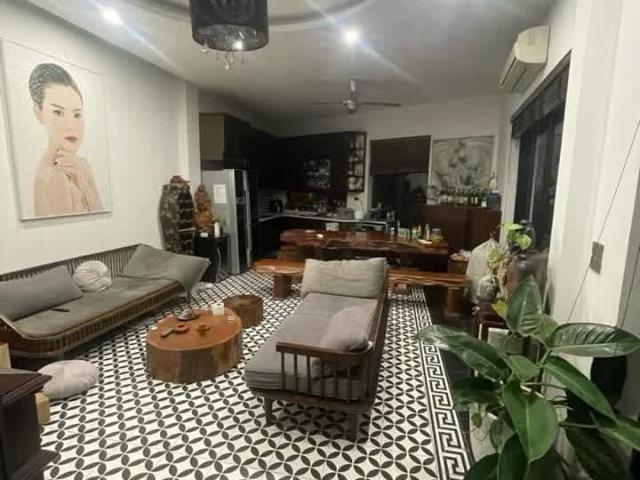 Hoa hậu Nguyễn Văn Cừ 50m, 5 tầng, MT 7m, nhỉnh 9tỷ, ngõ thông 2 oto tránh, gara, 3 thoáng