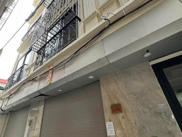 HOA HẬU, 39m2, 150tr/m2, Phố Ngọc Thụy, Long Biên, Ô tô đỗ cửa