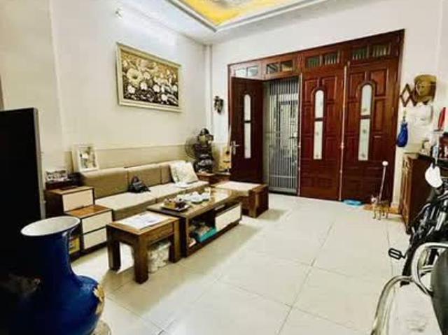 Hoàng Hoa Thám, Ba Đình, Hà Nội Xe Con Đỗ Cửa Gần Phố 45M2 Giá Nhỉnh 9 Tỷ