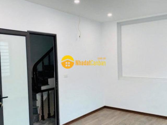 Hoàng mai lô góc 1 nhà ra phố, ngõ to thoáng nhiều tiện ích, dt 32m giá 5.38 tỷ sđcc