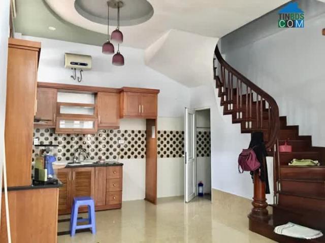 Hoàng Quốc Việt 51M2 X 5T Gara Xe 7, Kinh Doanh Đỉnh, Thang Máy Chờ 9 Tỷ