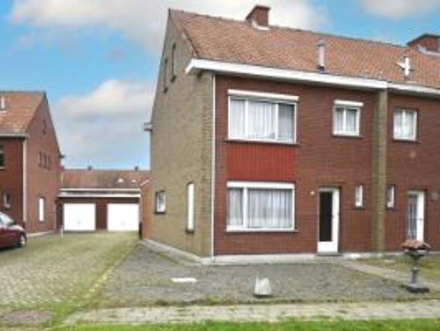 HOB met 3 slaapkamers en grote garage