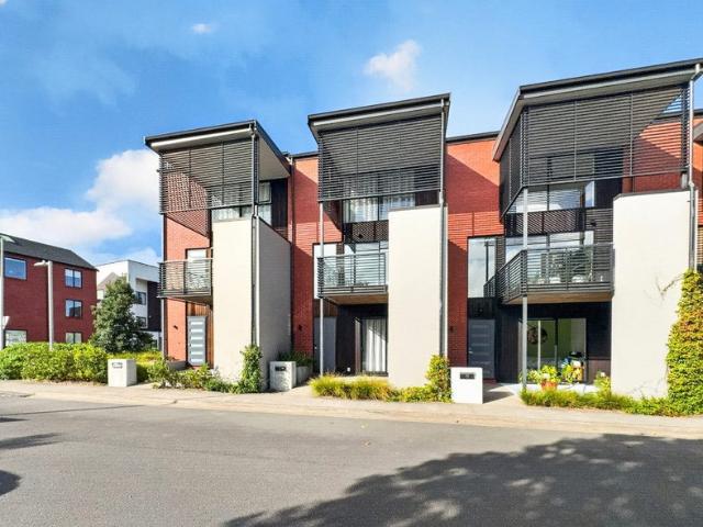 hobsonville, 4 bedrooms