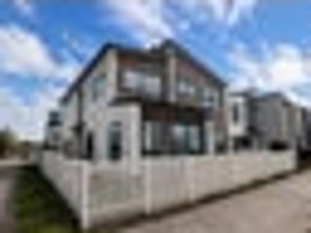 Hobsonville, 5 bedrooms, $1100 pw