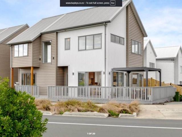 hobsonville, 5 bedrooms